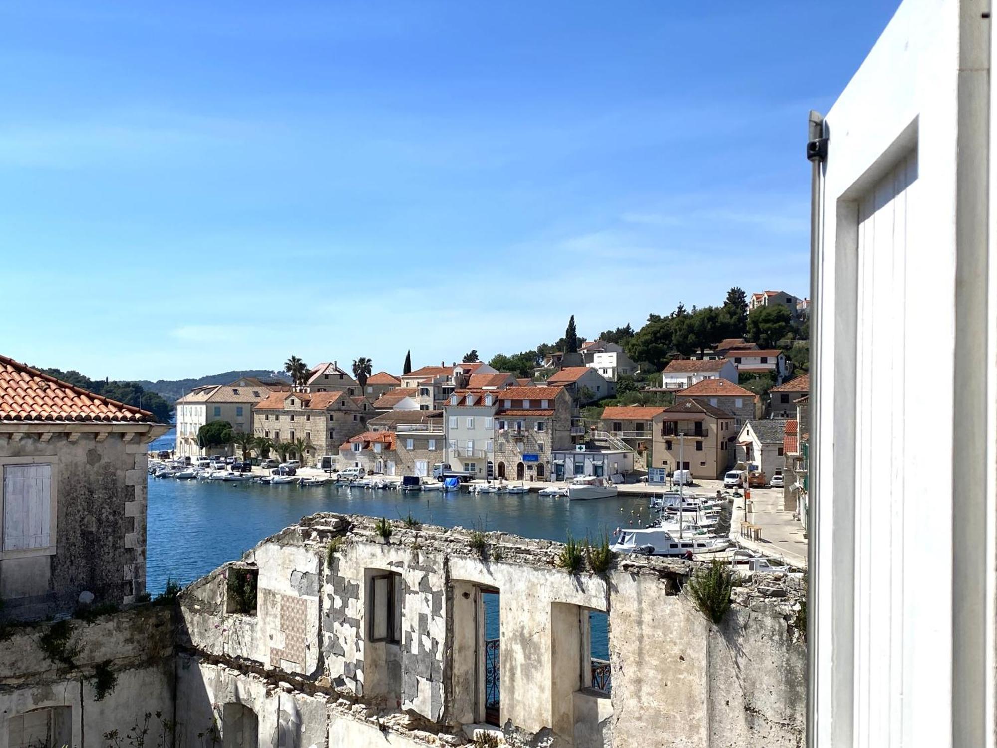 Riva Apartments Villa Thalia - Milna, Brac Milna  Exteriér fotografie